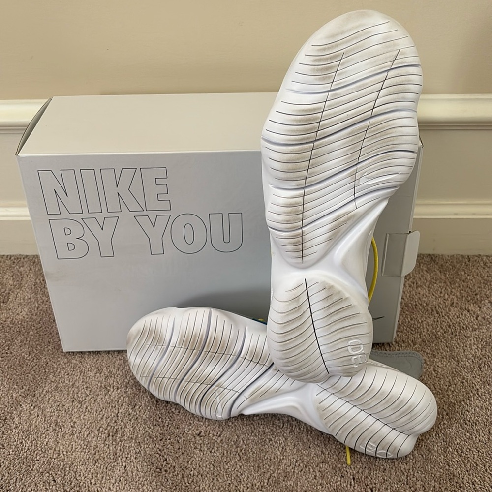 Nike By You Free 3.0 custom Blue and Gray Sneakers with Yellow Accents - Picture 4 of 9